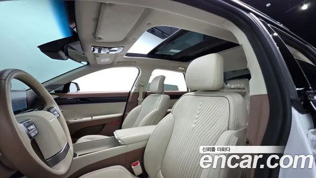 Hyundai Grandeur GN7 — Фото автомобиля 23