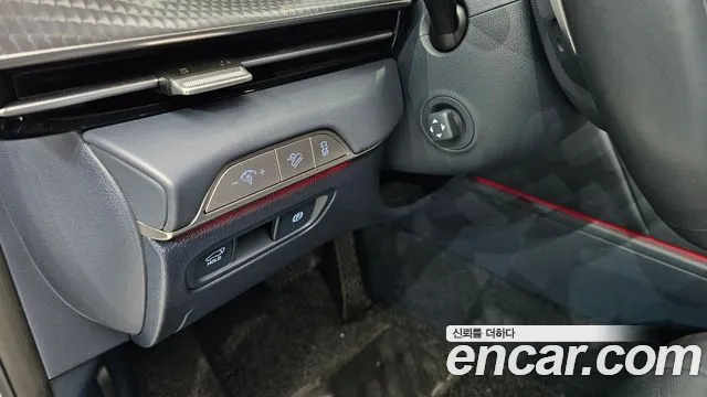 Genesis GV80 — Фото автомобиля 17