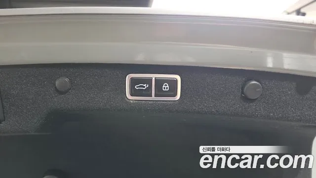 Hyundai Grandeur GN7 — Фото автомобиля 22