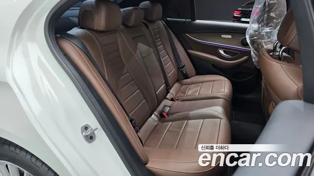 Mercedes-Benz E-Class W213 — Фото автомобиля 11