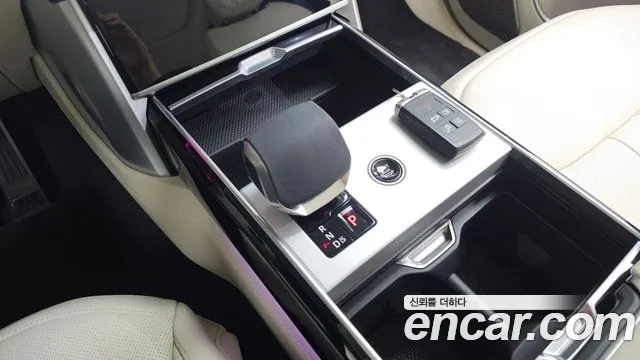 Land Rover Range Rover — Фото автомобиля 13