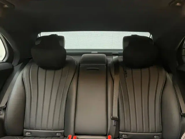 Mercedes-Benz S-Class — Фото автомобиля 9
