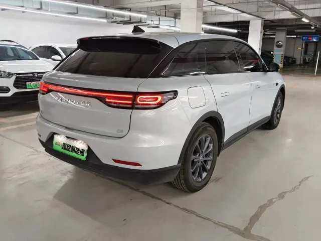 Leapmotor C11 — Фото автомобиля 7