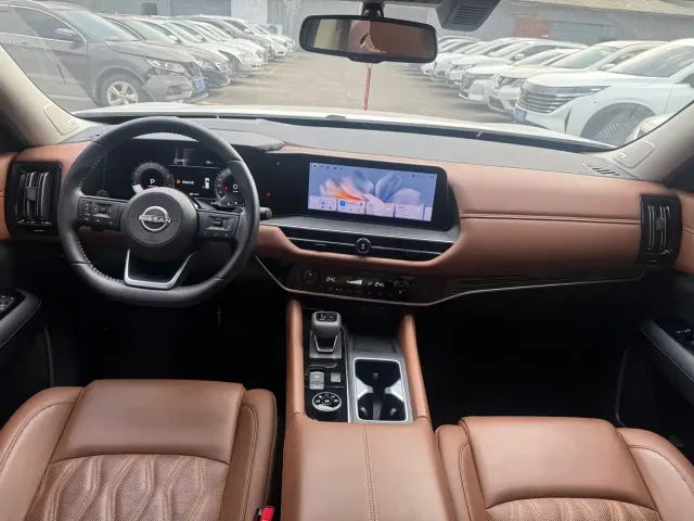 Nissan Terra — Фото автомобиля 8