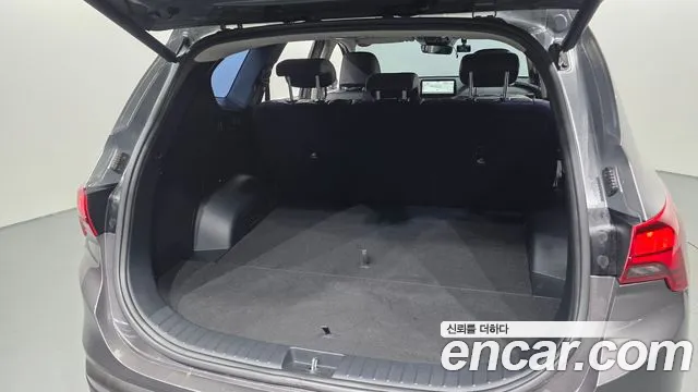 Hyundai Santa Fe Santa Fe (New) — Фото автомобиля 25