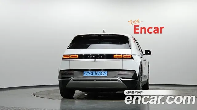 Hyundai Ioniq 5 — Фото автомобиля 4