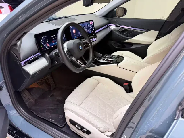 BMW 5 Series — Фото автомобиля 5