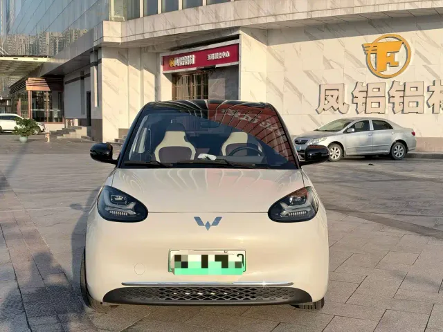 Wuling Bingo — Фото автомобиля 2