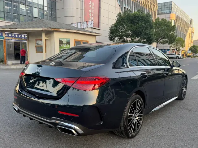 Mercedes-Benz C-Class — Фото автомобиля 19