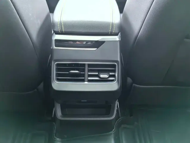 Geely Xingrui — Фото автомобиля 17