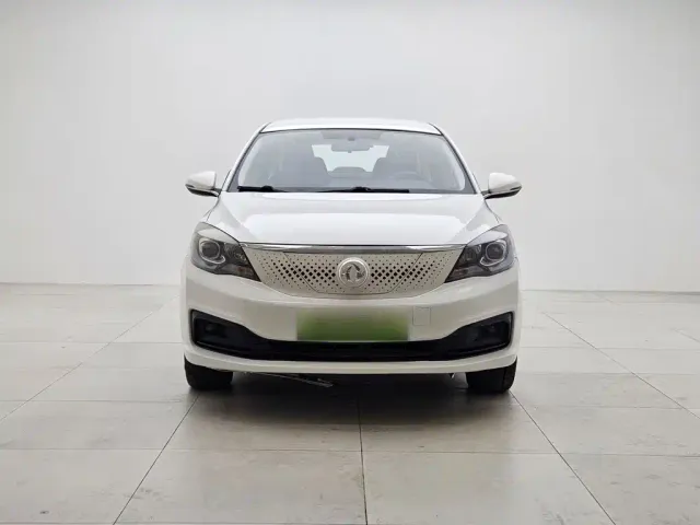 Dongfeng Fengshen E70 — Фото автомобиля 20