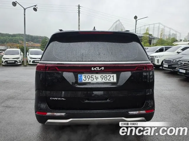 Kia Carnival 4th Gen — Фото автомобиля 4
