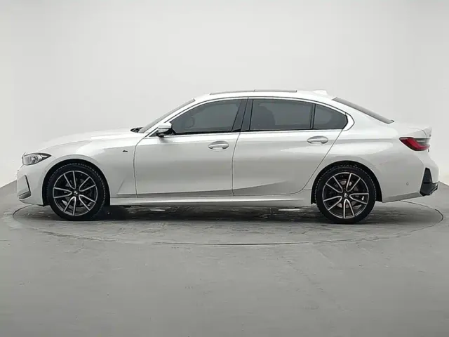 BMW 3 Series — Фото автомобиля 2