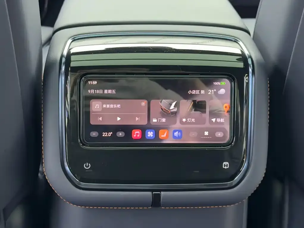 ZEEKR Zeekr 9X 2025 Model Gloss Black Edition — Фото автомобиля 18