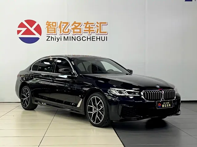 BMW 5 Series — Фото автомобиля 3