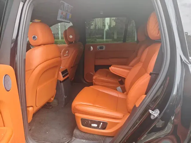 Li Auto L9 — Фото автомобиля 5