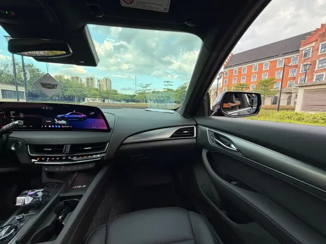 Cadillac CT5 — Фото автомобиля 13