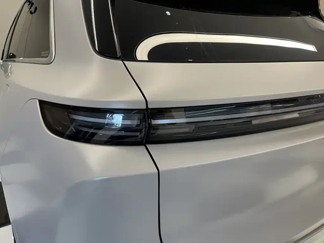 Li Auto L6 — Фото автомобиля 8