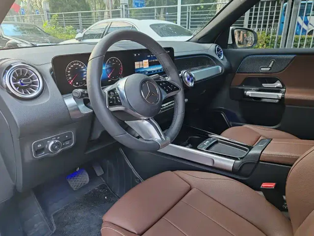 Mercedes-Benz GLB-Class — Фото автомобиля 13