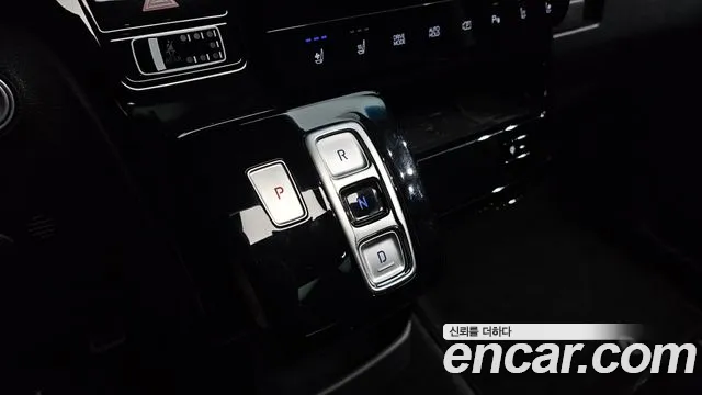 Hyundai Staria — Фото автомобиля 9