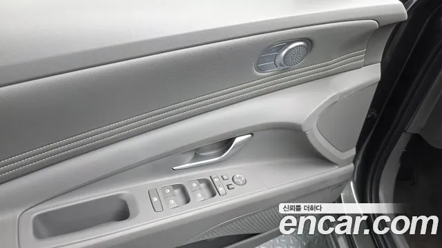 Hyundai AVANTE — Фото автомобиля 30