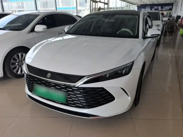 Фотография автомобиля — BYD Qin L