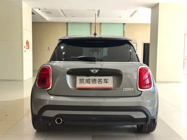 MINI Hatch — Фото автомобиля 3
