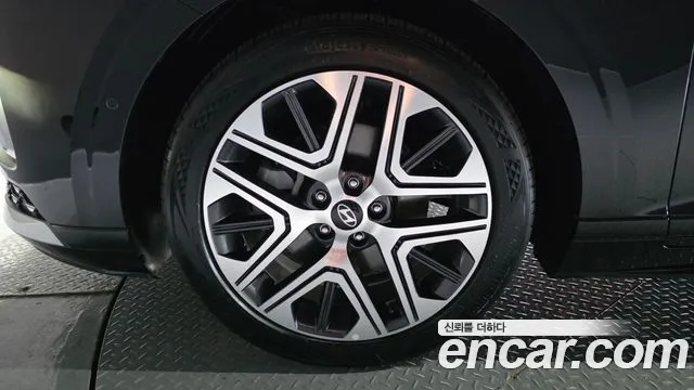 Hyundai Grandeur GN7 — Фото автомобиля 5