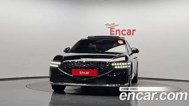 Genesis G90 Бензин 3.5 турбо AWD — Фото автомобиля 3