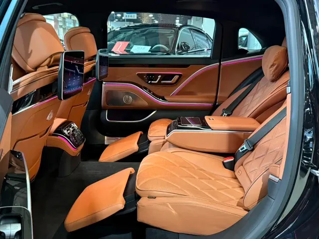 Mercedes-Benz Maybach S-Class — Фото автомобиля 9