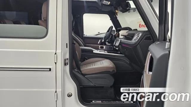 Mercedes-Benz G-Class — Фото автомобиля 21