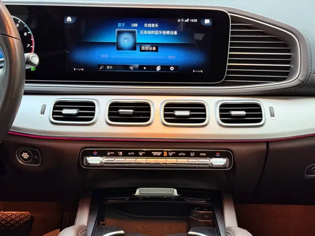 Mercedes-Benz GLE-Class — Фото автомобиля 12