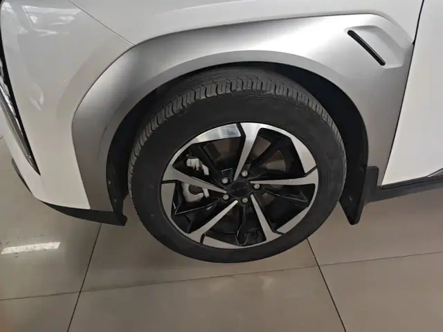 GAC Aion Y — Фото автомобиля 22