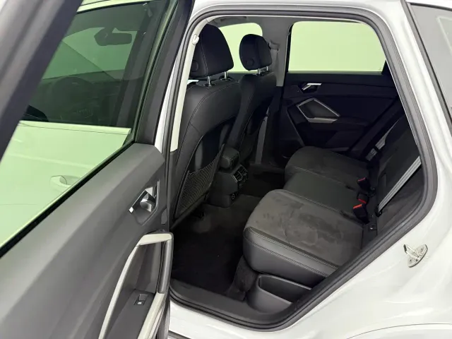 Audi Q3 — Фото автомобиля 15
