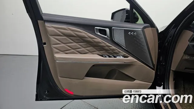 Kia K8 K8 Hybrid — Фото автомобиля 24