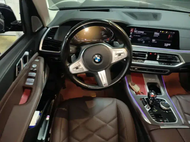 BMW X5 — Фото автомобиля 6