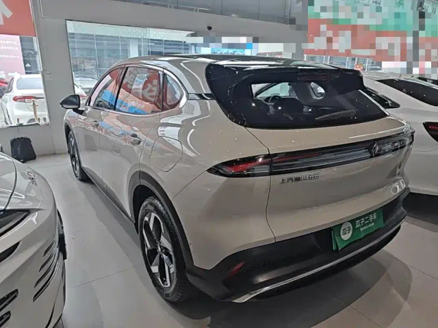 Baojun Yunhai — Фото автомобиля 4