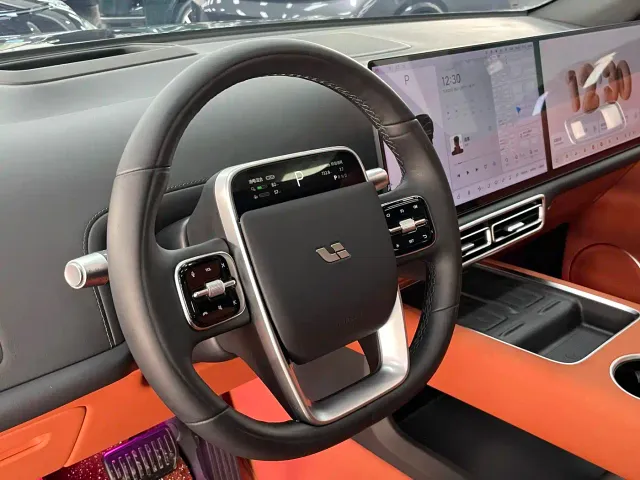Li Auto L7 — Фото автомобиля 4