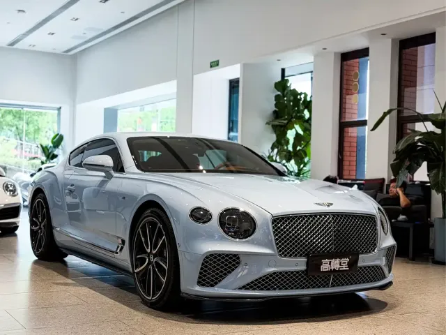 Bentley Continental — Фото автомобиля 4