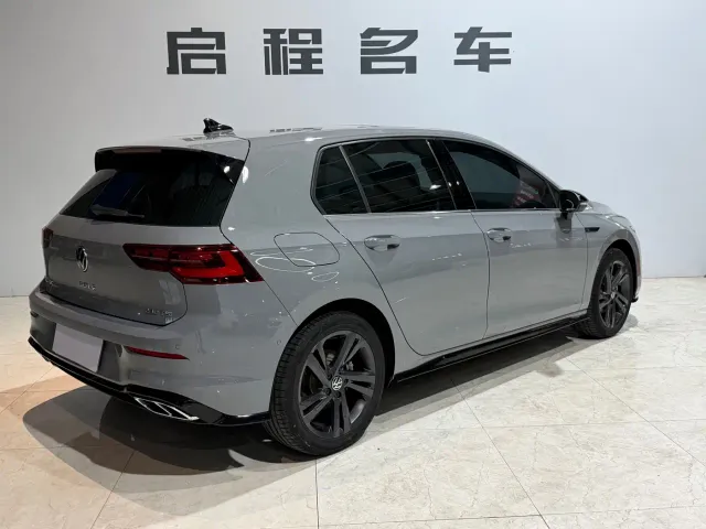 Volkswagen Golf — Фото автомобиля 4