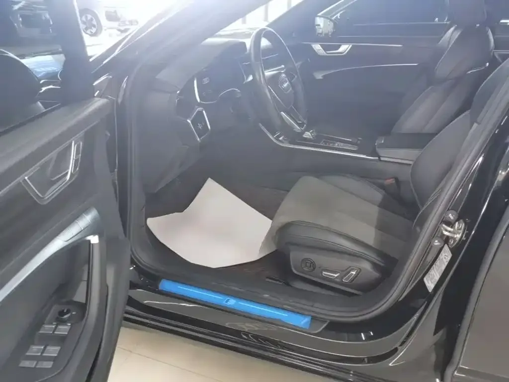 Audi Audi A6L 2024 45 TFSI quattro Premium Dynamic — Фото автомобиля 11