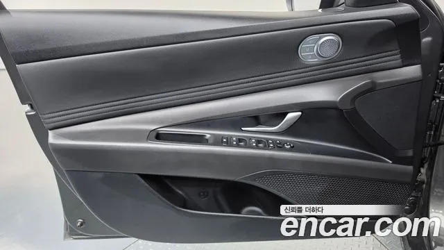 Hyundai Avante CN7 — Фото автомобиля 13