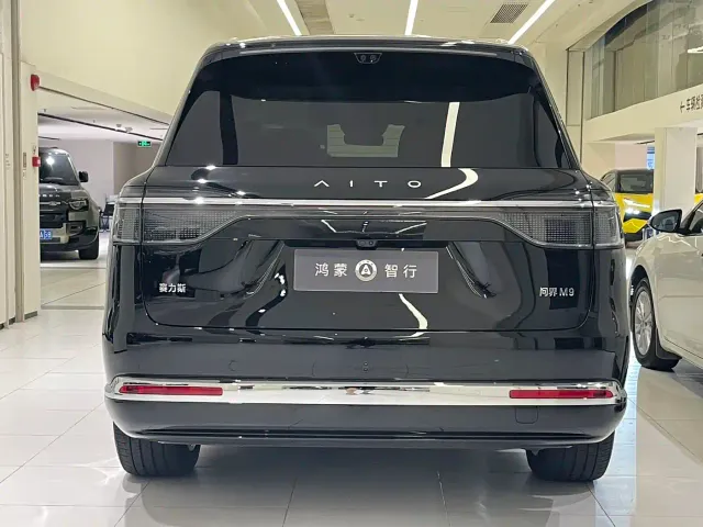 Aito M9 — Фото автомобиля 3