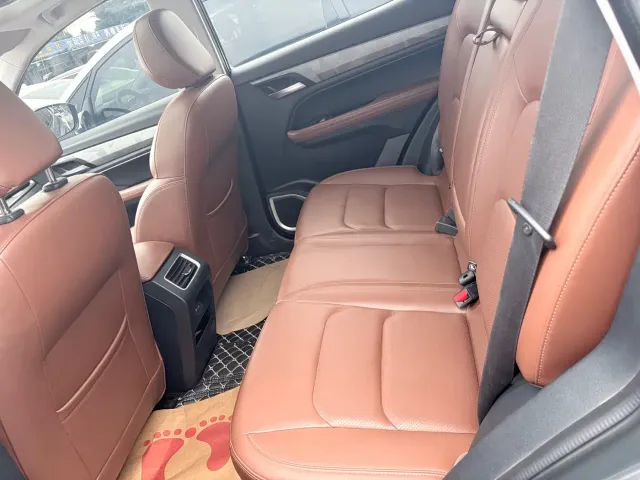 Geely Vision X6 — Фото автомобиля 10