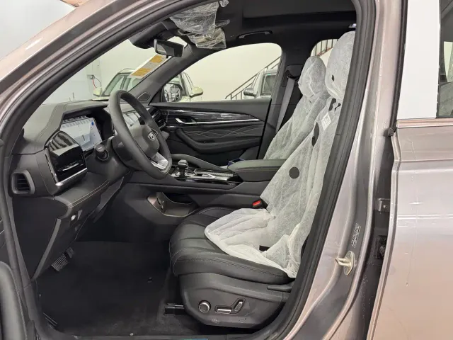 Geely Xingyue L — Фото автомобиля 9