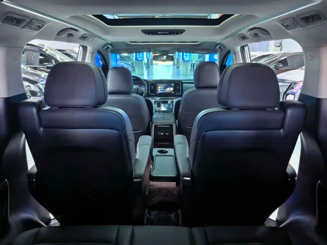 GAC Trumpchi M8 — Фото автомобиля 14