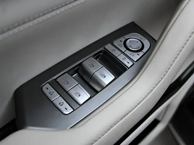 BYD FangChengBao Leopard 8 — Фото автомобиля 22