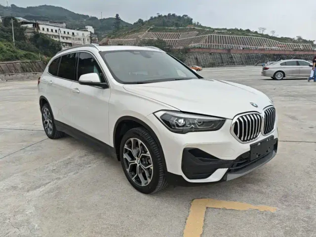BMW X1 — Фото автомобиля 3