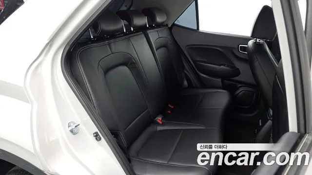 Hyundai Venue Venue 1.6 Premium — Фото автомобиля 11