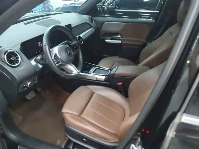 Mercedes-Benz GLB-Class — Фото автомобиля 14